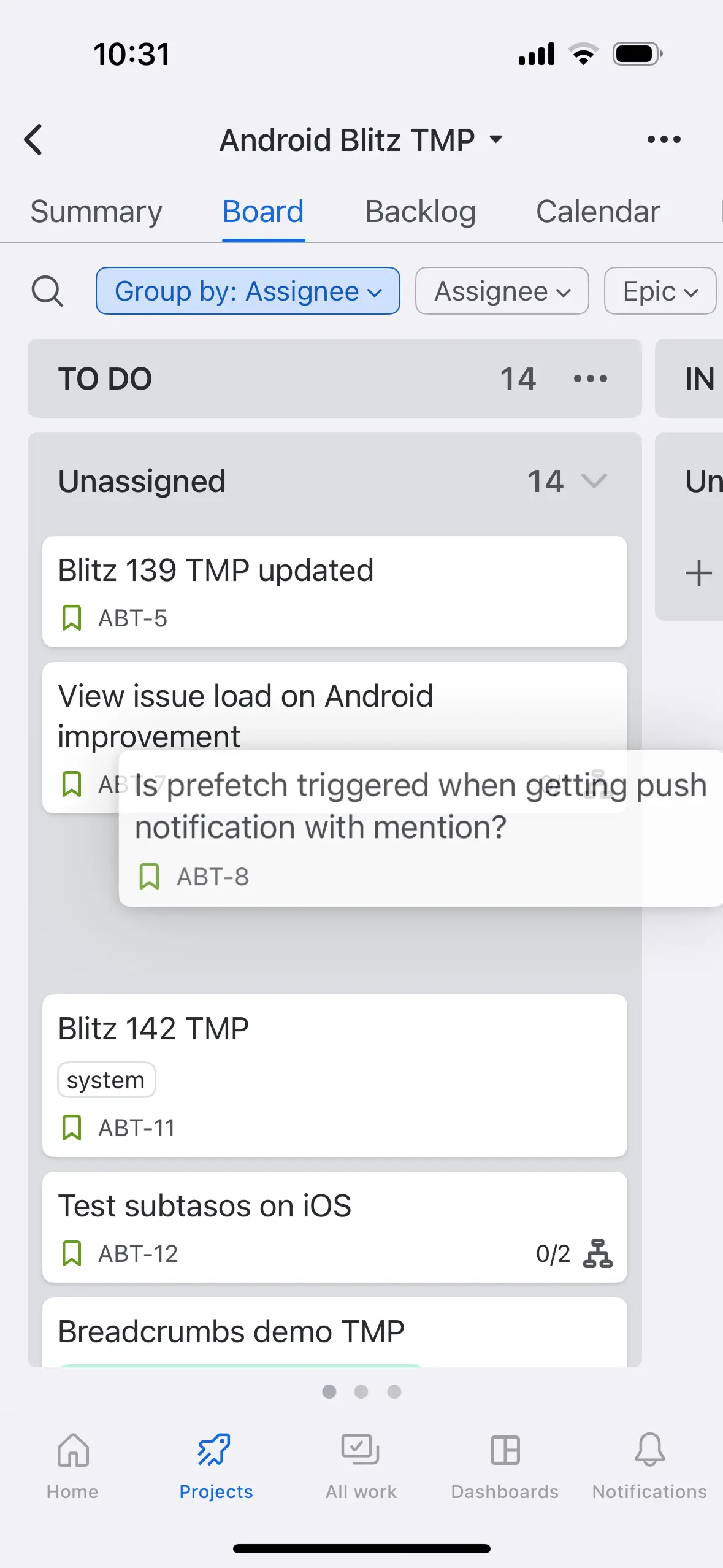 ボード上の課題のトランジション (Android での表示例)